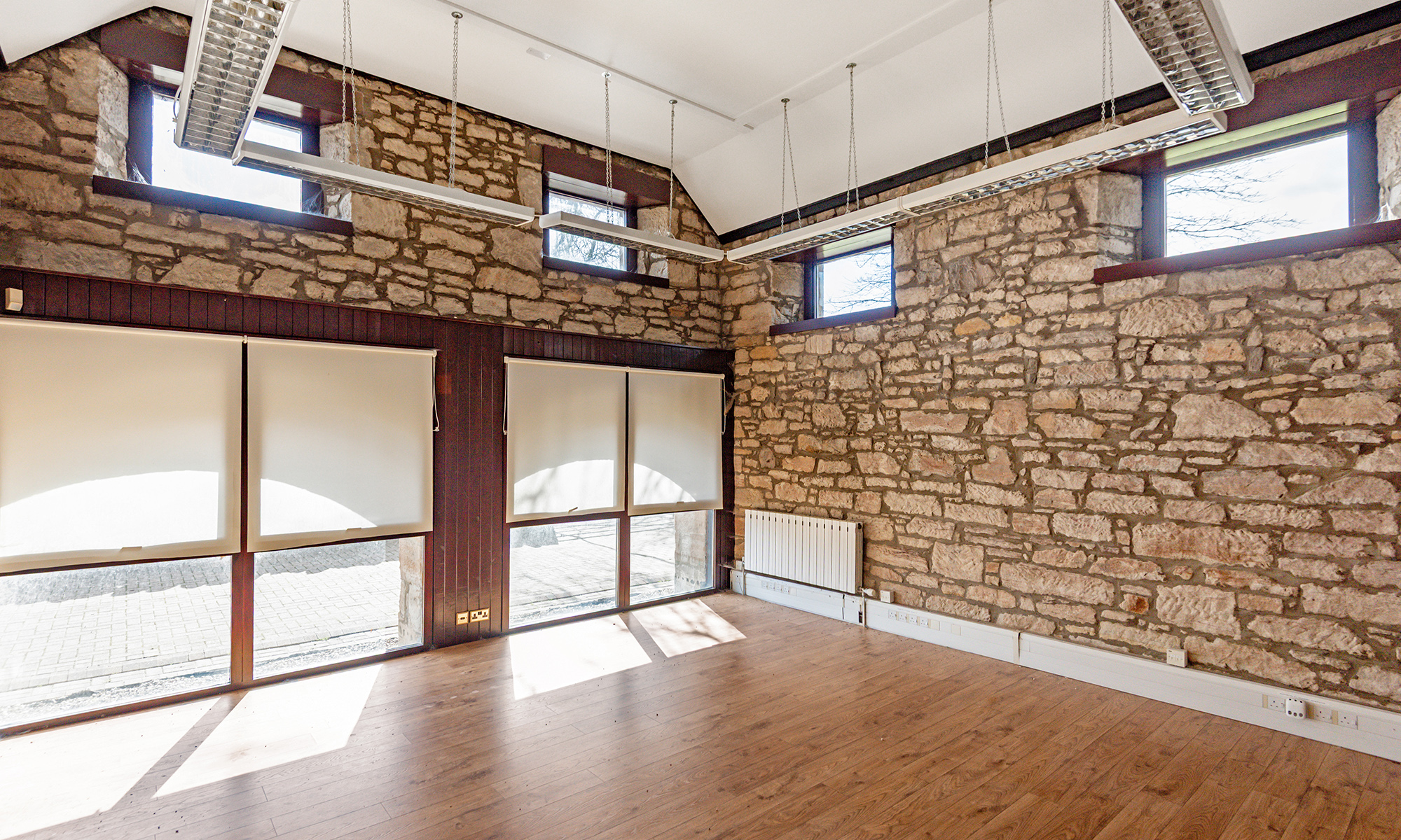 FARMHOUSE-3